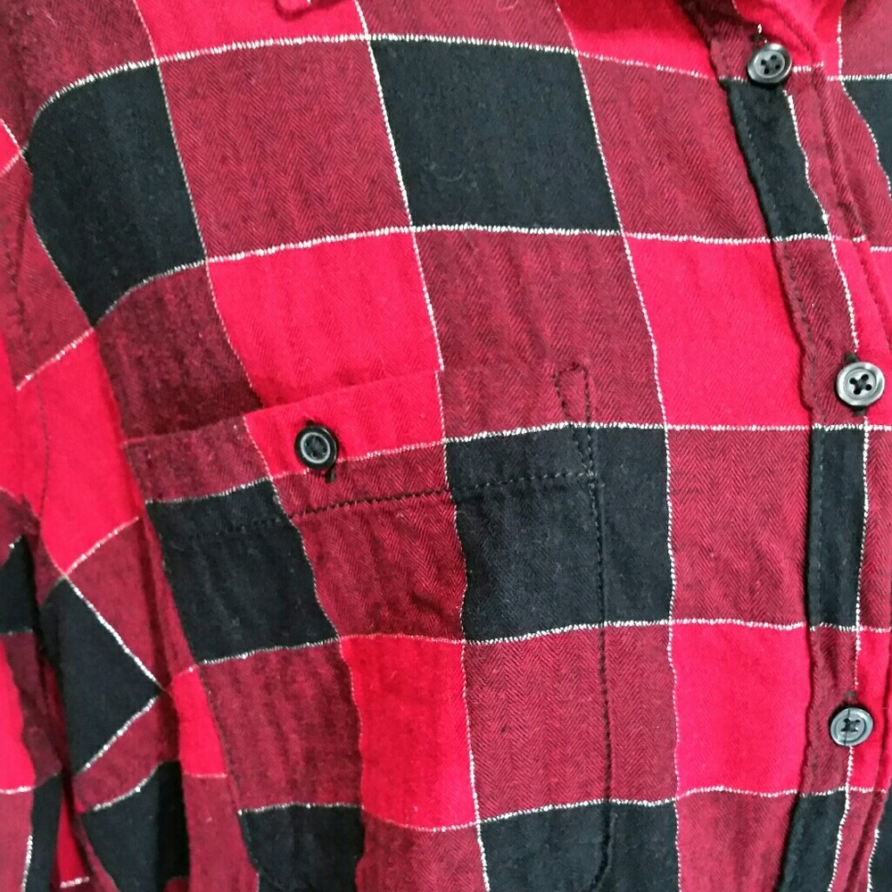 Ladies plaid button down - Picture 2 of 2